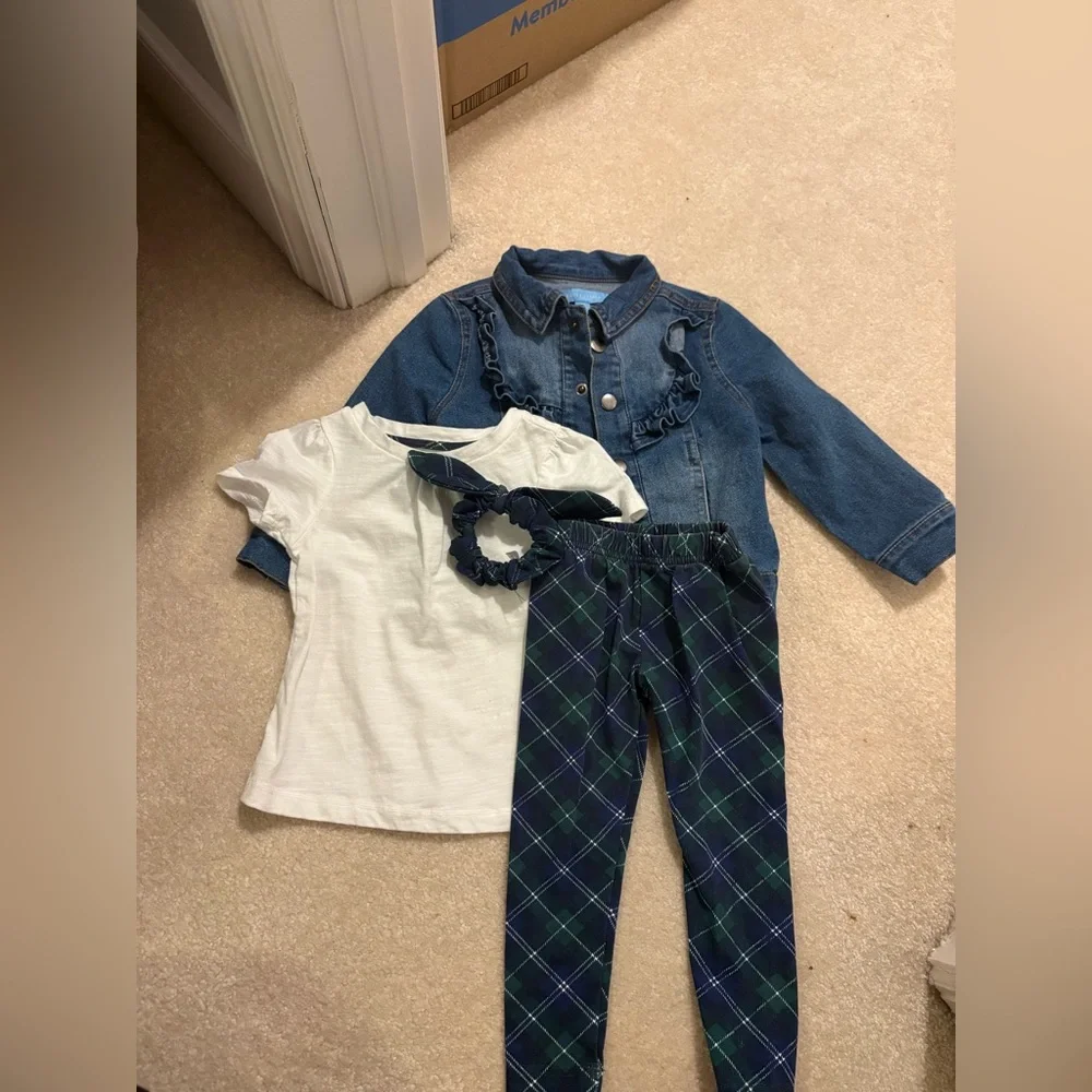 🌸5/$50🌸 Draper James Blue Denim Jacket - Picture 2 of 5